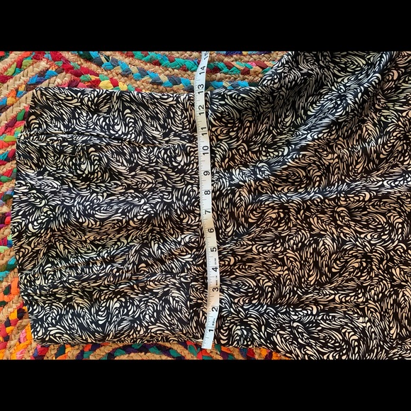 Pure silk Banana Republic strapless midi dress. - Picture 5 of 7